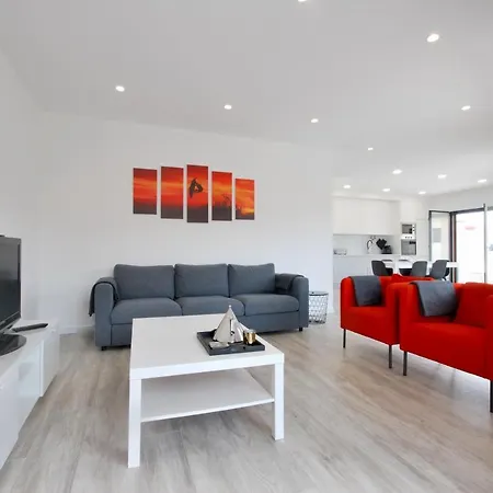 Sandra - Ferrel, Sunny Balcony, Shared Pool * Ferrel (Leiria)