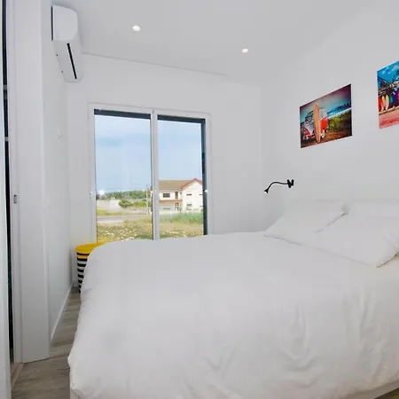 Sandra - Ferrel, Sunny Balcony, Shared Pool Ferrel (Leiria)
